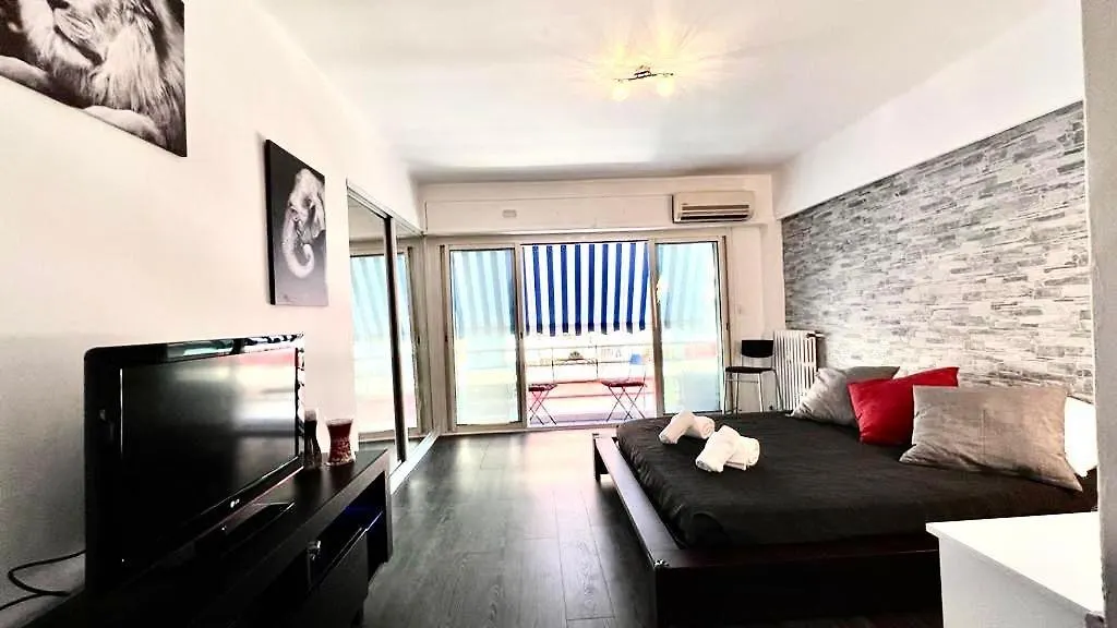 Lovely Studio In The Heart Of Cannes Francia